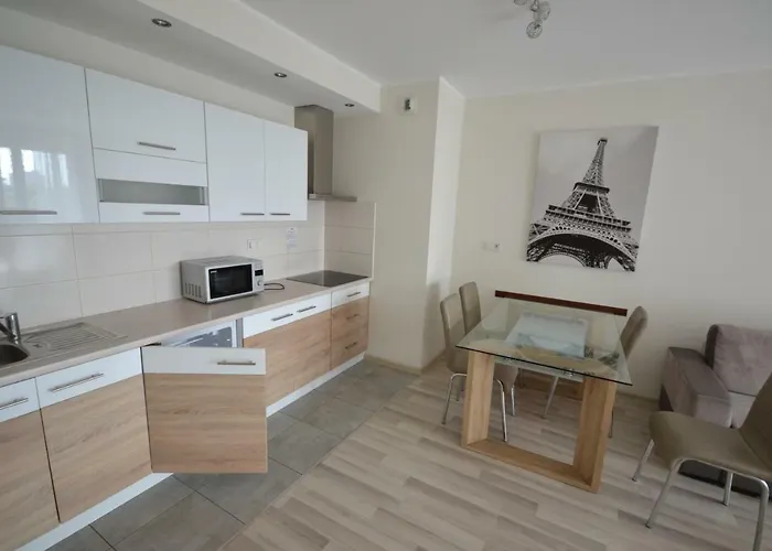 Notabene Airport Варшава