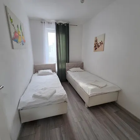 Apartamento Notabene Airport *