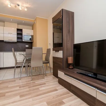 Notabene Airport * Varsóvia