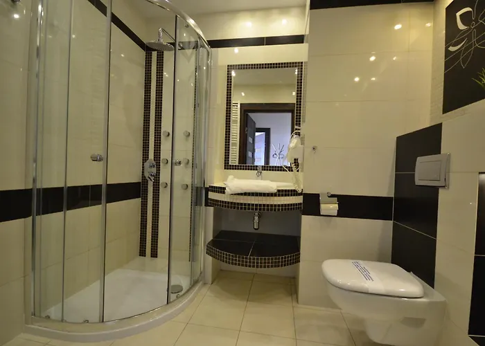 Notabene Airport * Warszawa