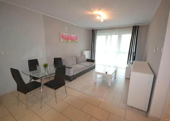 Notabene Airport * Warszawa