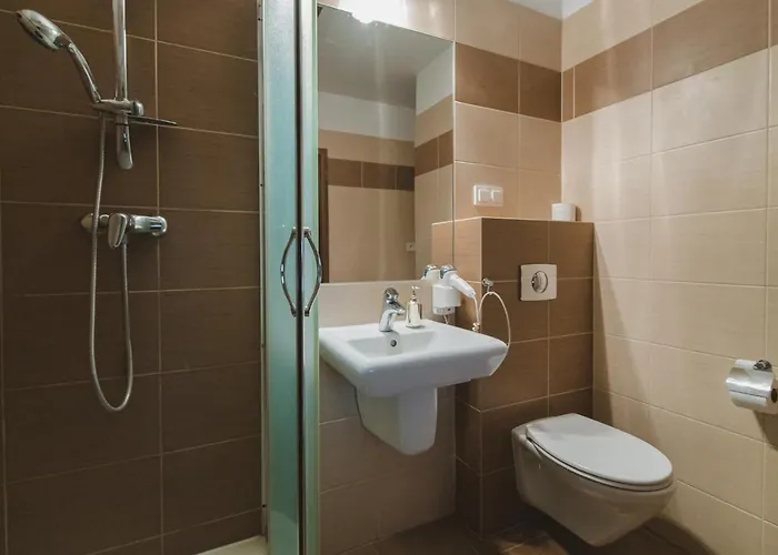 Notabene Airport * Warszawa