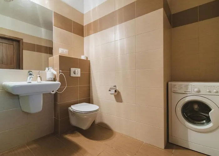 Notabene Airport * Warszawa