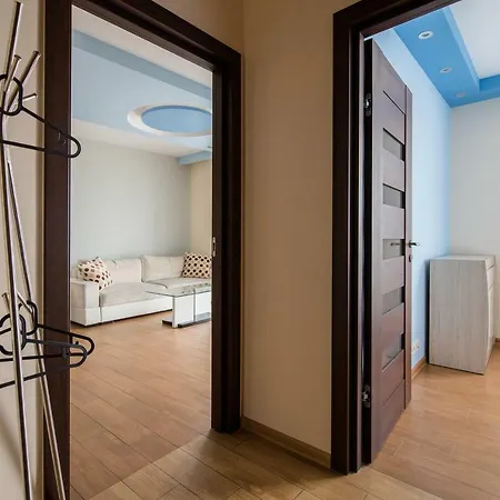 Notabene Airport Apartment *