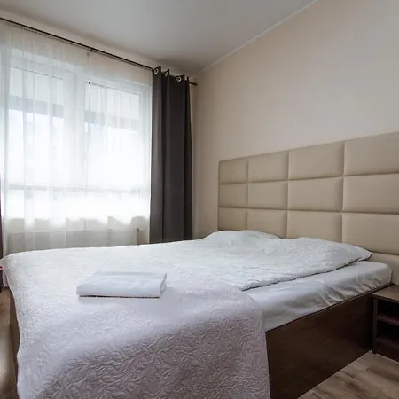 Apartment Notabene Airport Warsaw